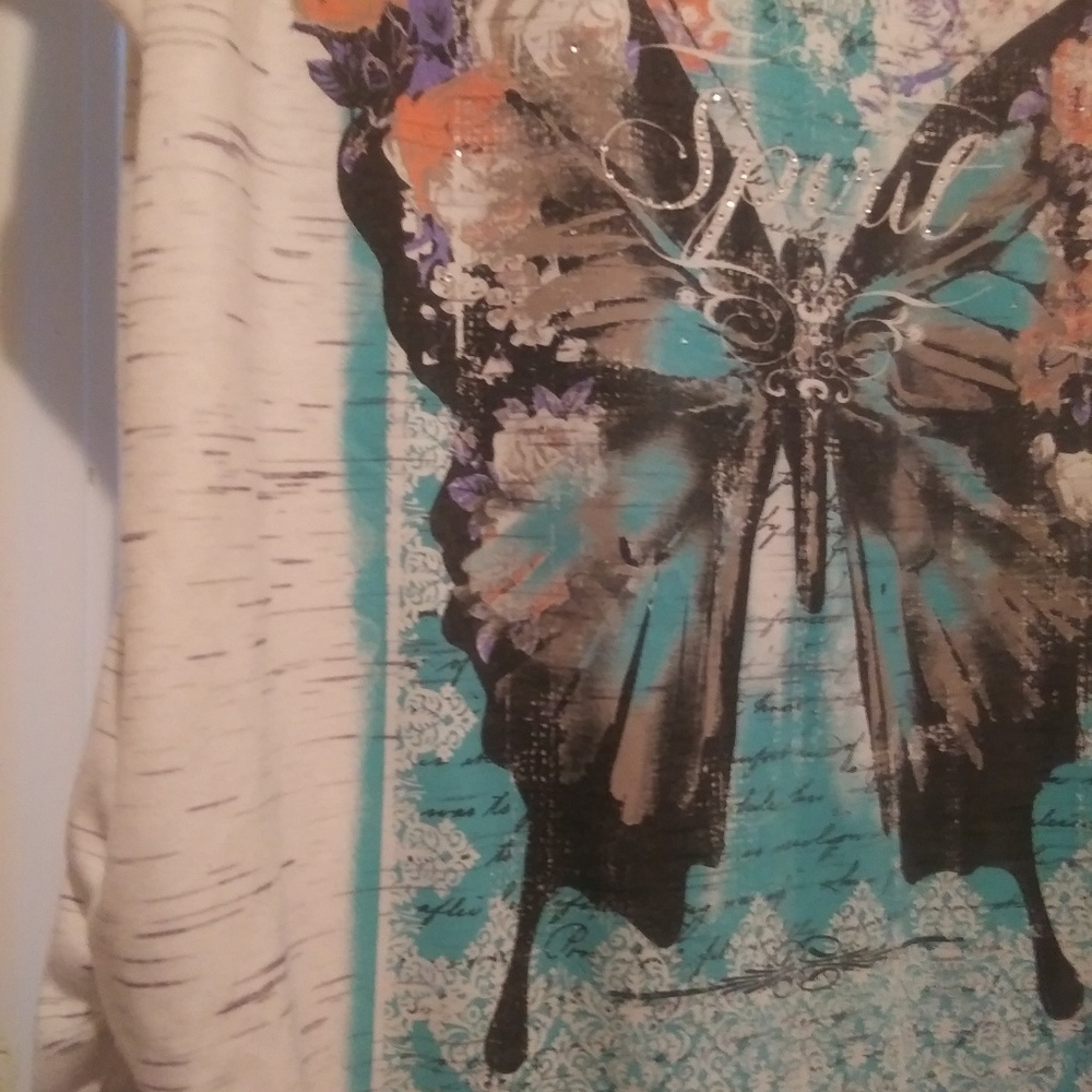 Graphic t-shirt